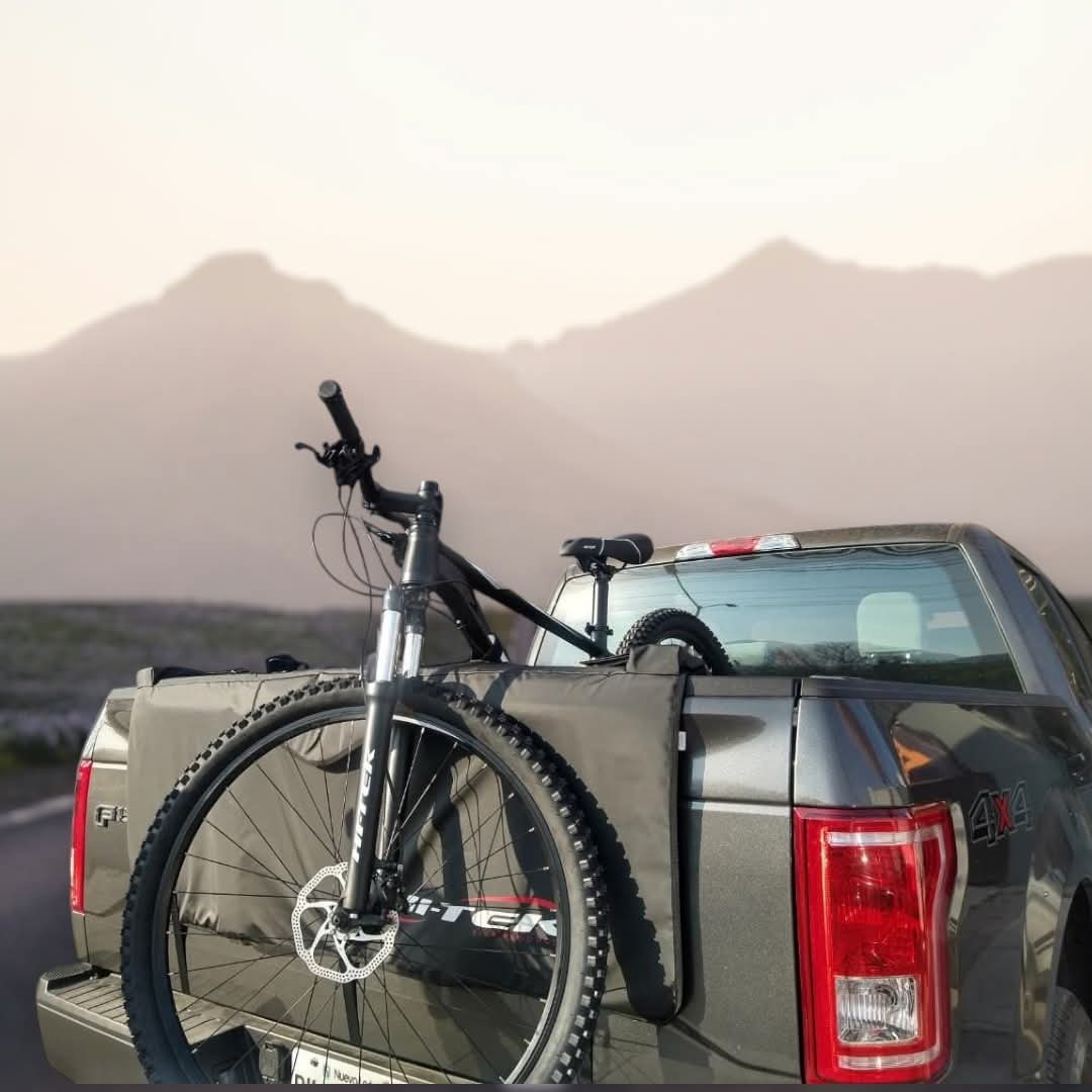 Cubre tapa de PickUp HI-TEK MACH5 con separadores y correas 135x80